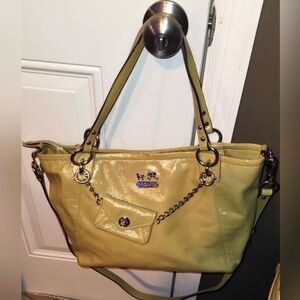 Vintage Coach Leather Tote Bag 14925  Green yellow Patent Leather